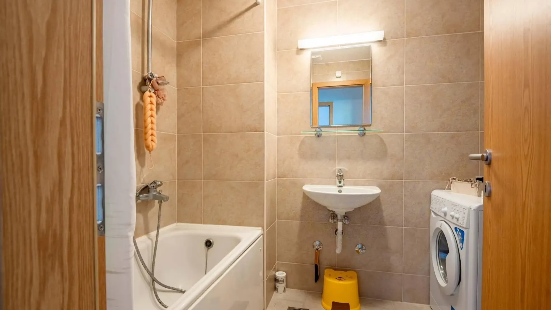Prodaja, dvosoban stan, 69m², Centar, Bar