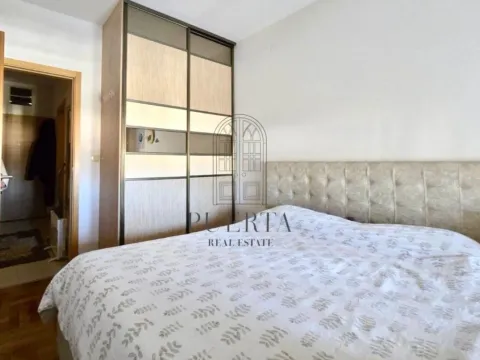 Izdavanje, jednosoban stan, 46m², Blok 6, Podgorica - image 12