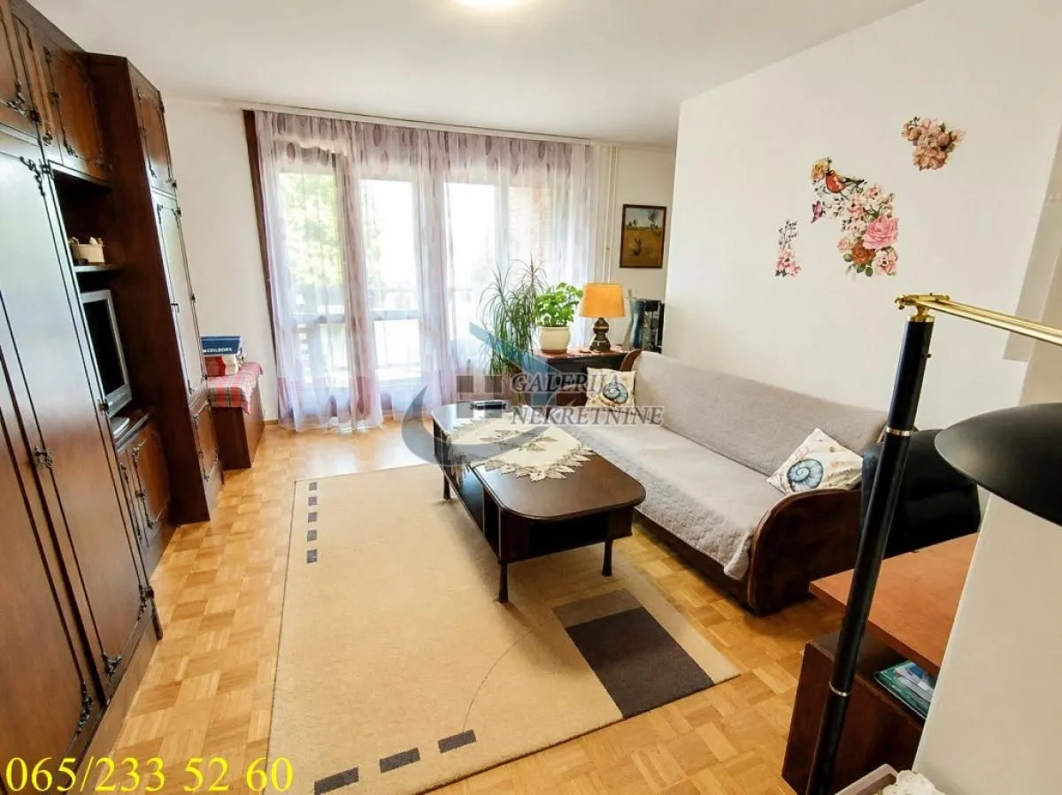 Prodaja, trosoban stan, 95m², Labudovo Brdo, Beograd