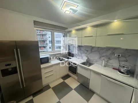 Izdavanje, četvorosoban stan, 150m², Novi Beograd Sve Podlokacije, Beograd - image 18