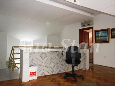Rent, office space, 250m², Zemun Sve Podlokacije, Beograd - image 16