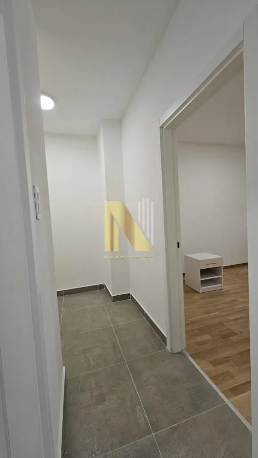 Izdavanje, dvosoban stan, 48m², Avijatičarsko naselje, Novi Sad Sve Podlokacije