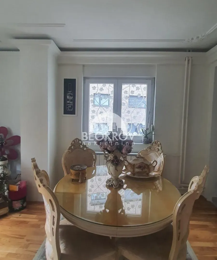 Izdavanje, četvorosoban stan, 150m², Čubura, Beograd