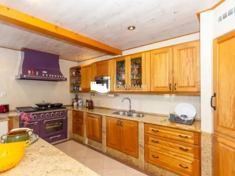 Sale, house, 226m², Podi, Herceg Novi - image 11