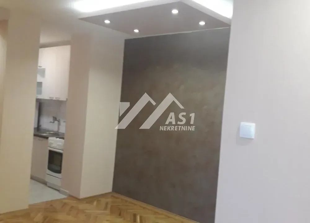 Izdavanje, stan, 55m², Grbavica, Novi Sad Sve Podlokacije