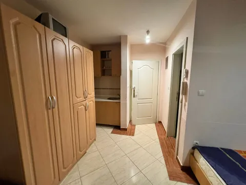 Sale, three bedroom apartment, 72m², Budva, Crna Gora - image 18