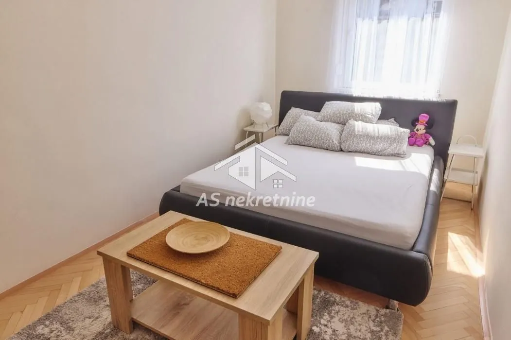 Rent, two bedroom apartment, 55m², Palata Pravde, Beograd