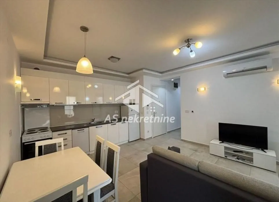 Rent, apartment, 55m², Južni Bulevar, Vračar Sve Podlokacije