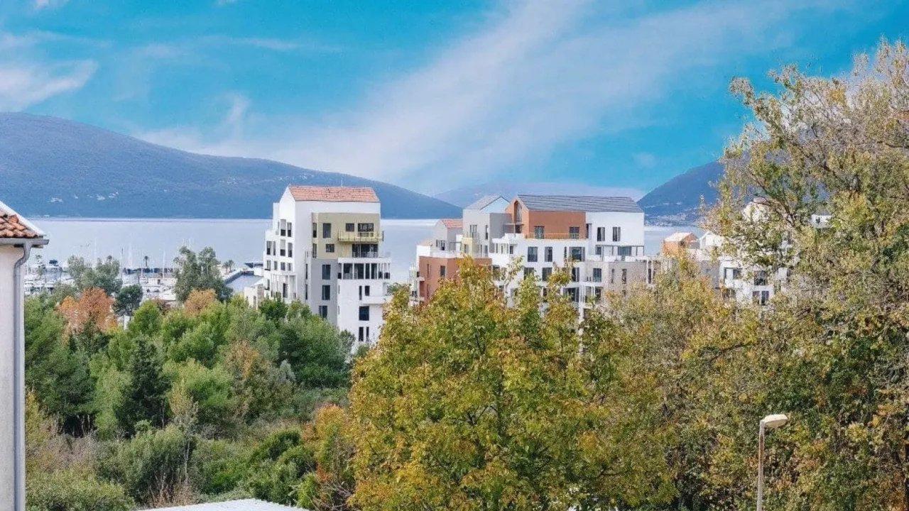 Sale, three bedroom apartment, 106m², Tivat, Crna Gora