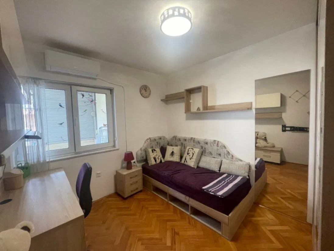 Rent, two bedroom apartment, 85m², Kruševac, Podgorica