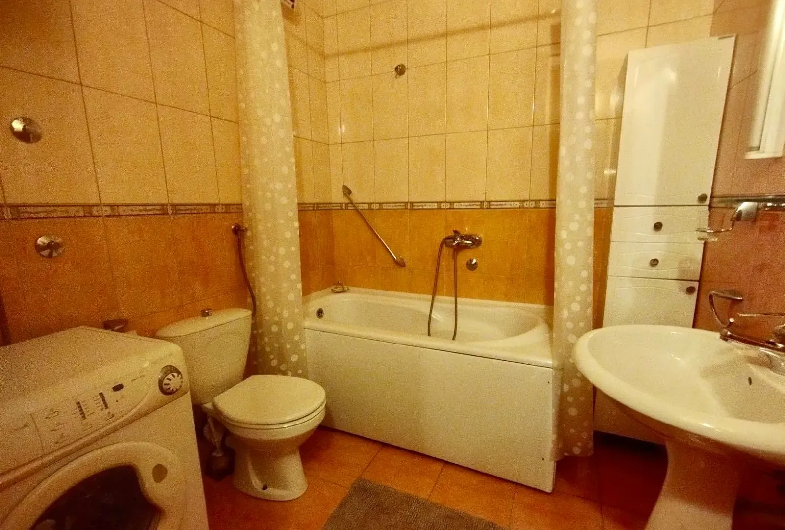 Rent, one bedroom apartment, 75m², Preko Morače, Podgorica