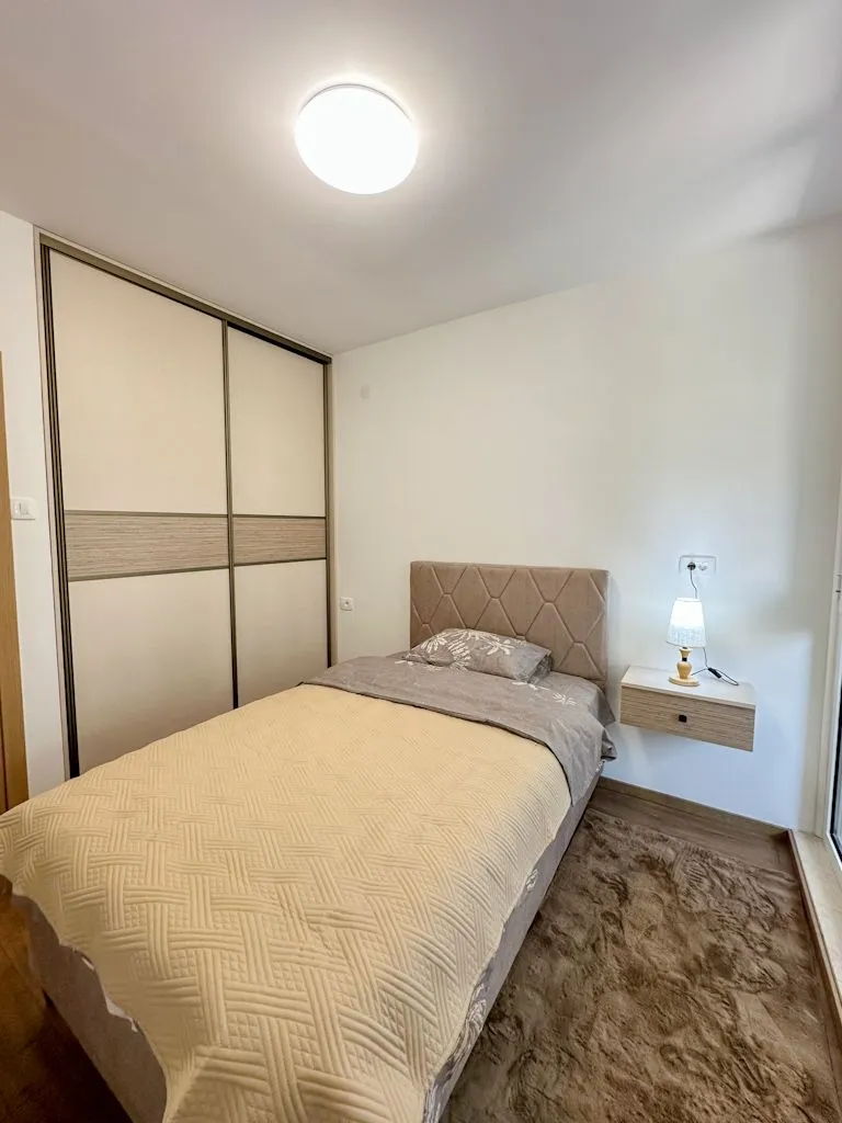 Rent, three bedroom apartment, 110m², Tološka šuma, Podgorica