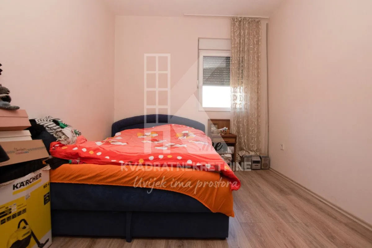 Sale, house, 130m², Malo Brdo, Podgorica