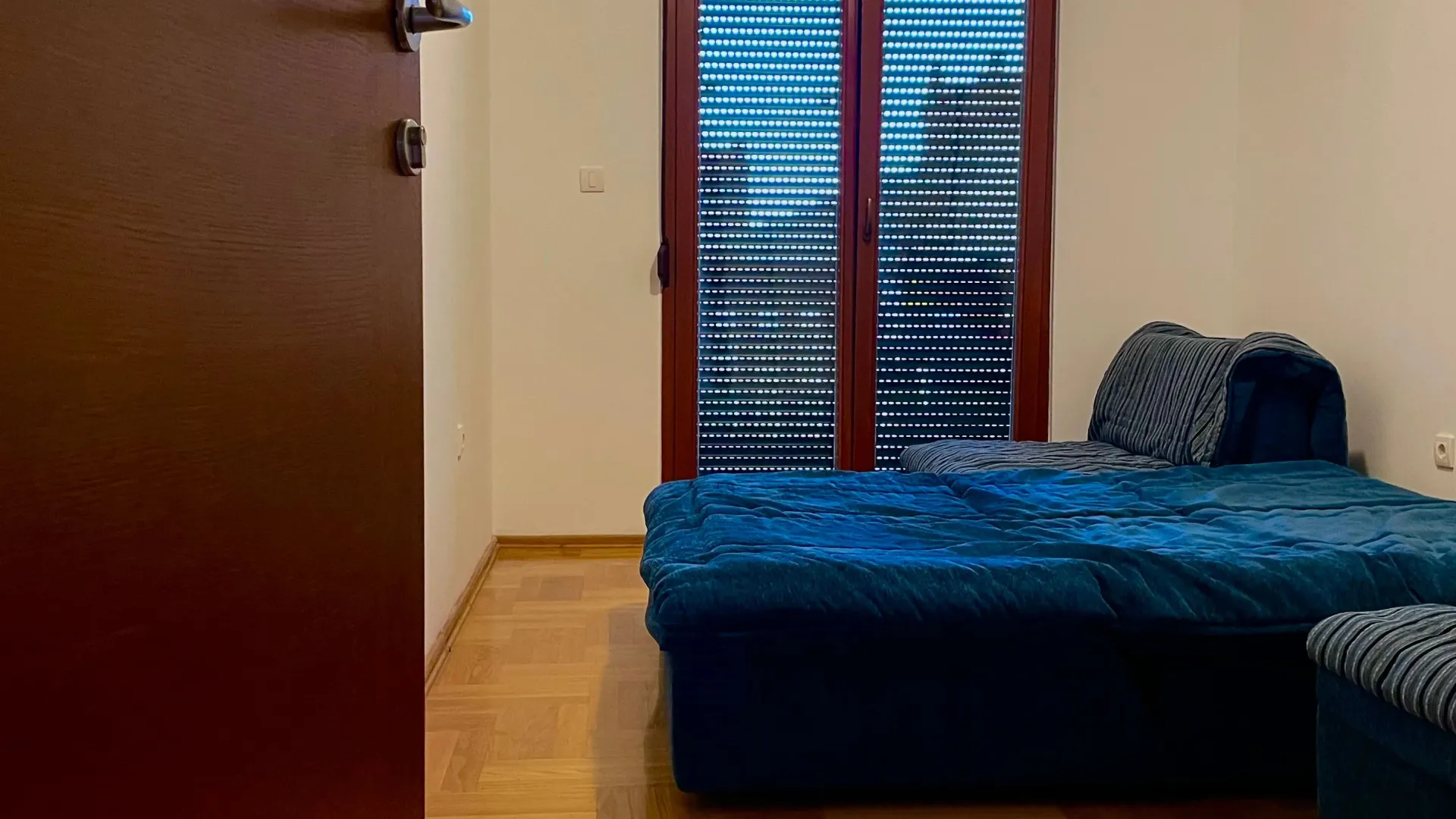 Izdavanje, jednosoban stan, 65m², Rozino, Budva