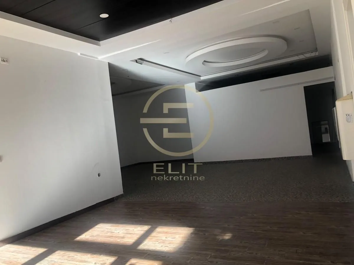 Rent, office space, 153m², Detelinara, Novi Sad Sve Podlokacije