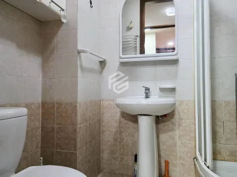 Izdavanje, jednosoban stan, 43m², Stari Aerodrom, Podgorica - image 10