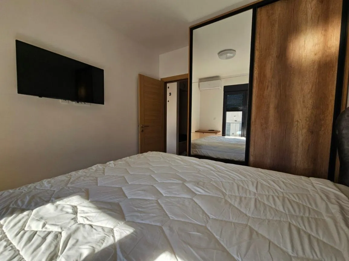 Izdavanje, jednosoban stan, 45m², New City, Podgorica