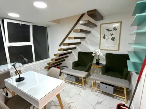 Prodaja,  poslovni prostor, 52m2, Centar, Bar