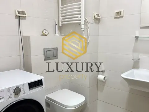 Prodaja, trosoban stan, 72m², City Kvart, Podgorica - image 4