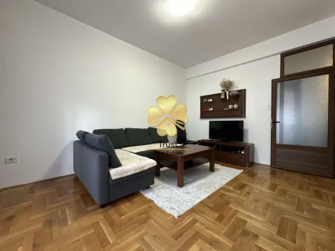 Izdavanje, dvosoban stan, 60m², Kod Big Fashion-a, Podgorica - image 3