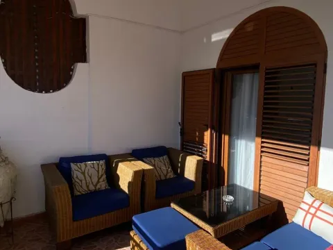 Izdavanje, kuća, 285m², Gorica C, Podgorica - image 6