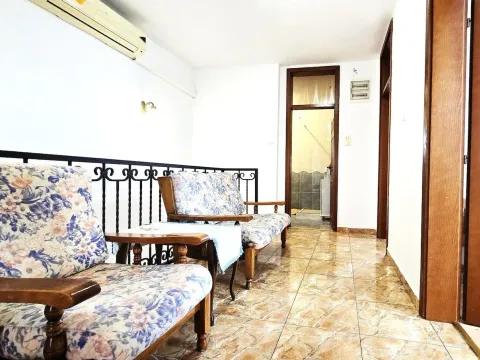 Rent, house, 180m², Tološi, Podgorica - image 34