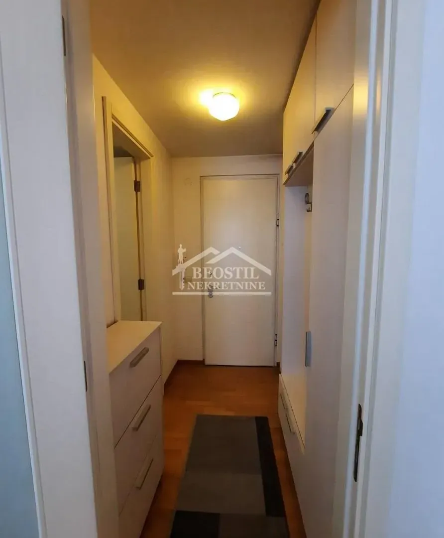 Rent, one bedroom apartment, 45m², Belvil, Beograd