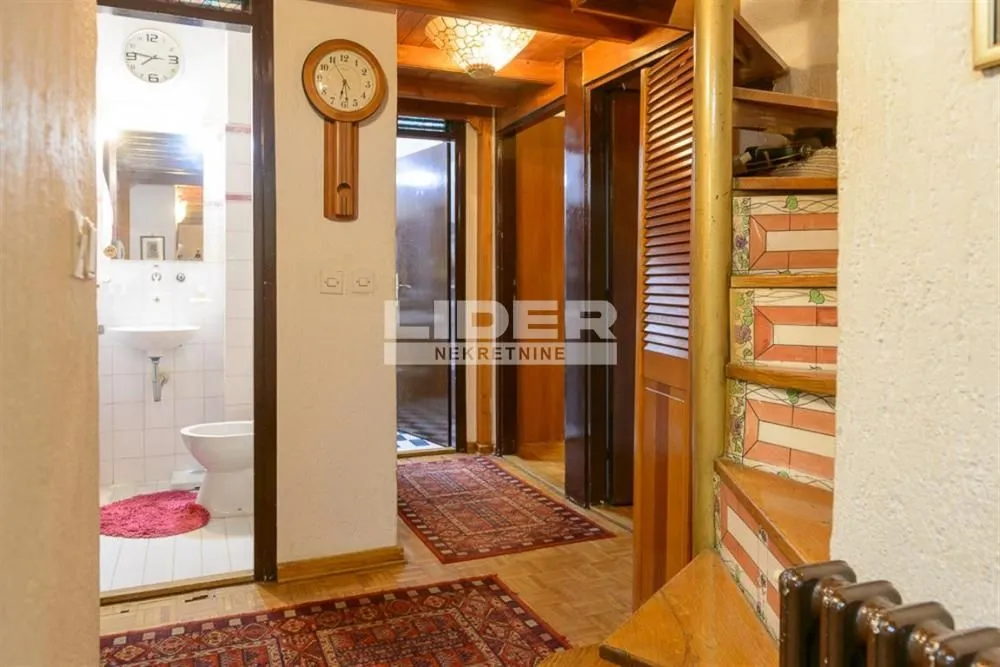 Prodaja, četvorosoban stan, 100m², Tašmajdan, Palilula Sve Podlokacije