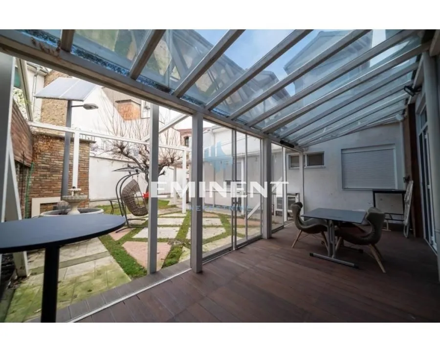 Sale, house, 304m², Zemun Centar, Zemun Sve Podlokacije
