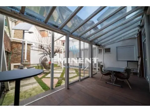 Prodaja, kuća, 304m², Zemun Centar, Zemun Sve Podlokacije - image 18