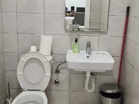 Izdavanje, poslovni prostor, 98m², Stari Aerodrom, Podgorica - image 7