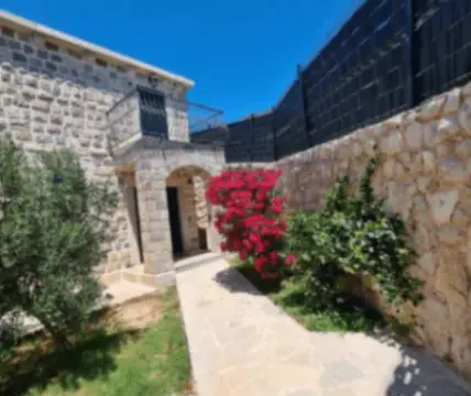 Rent, house, 200m², Budva, Crna Gora - image 9