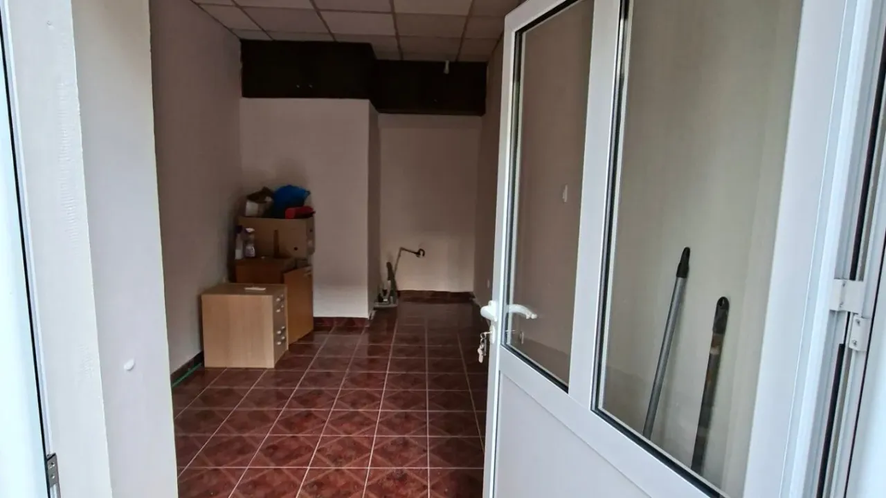 Rent, office space, 14m², Centar, Podgorica