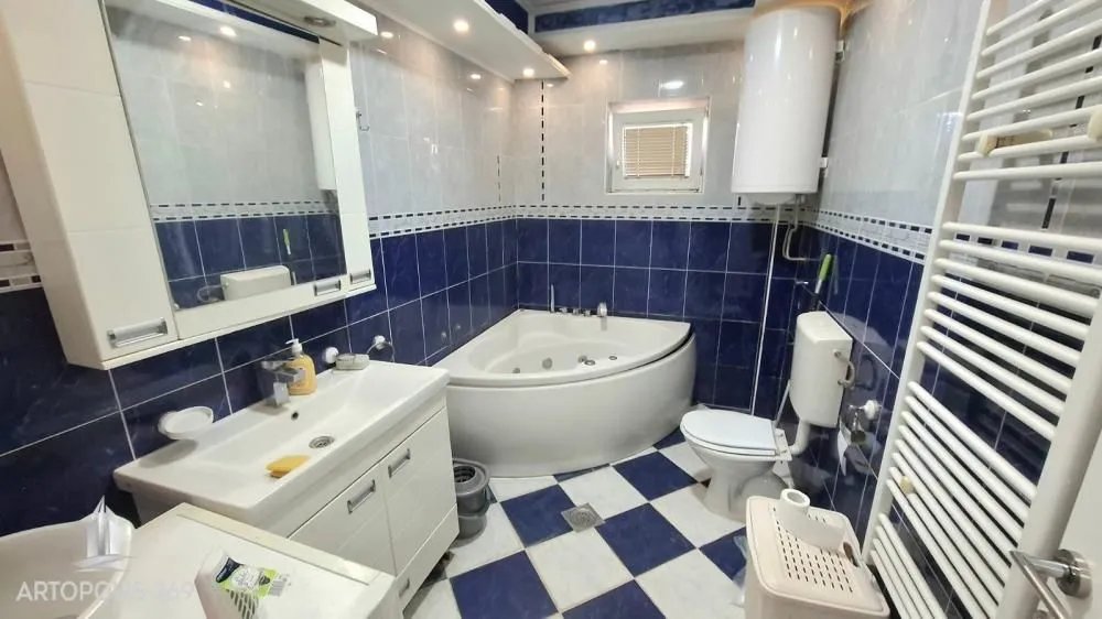 Sale, three bedroom apartment, 80m², Železnik, Beograd