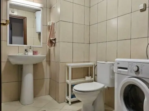 Izdavanje, dvosoban stan, 85m², City Kvart, Podgorica - image 7