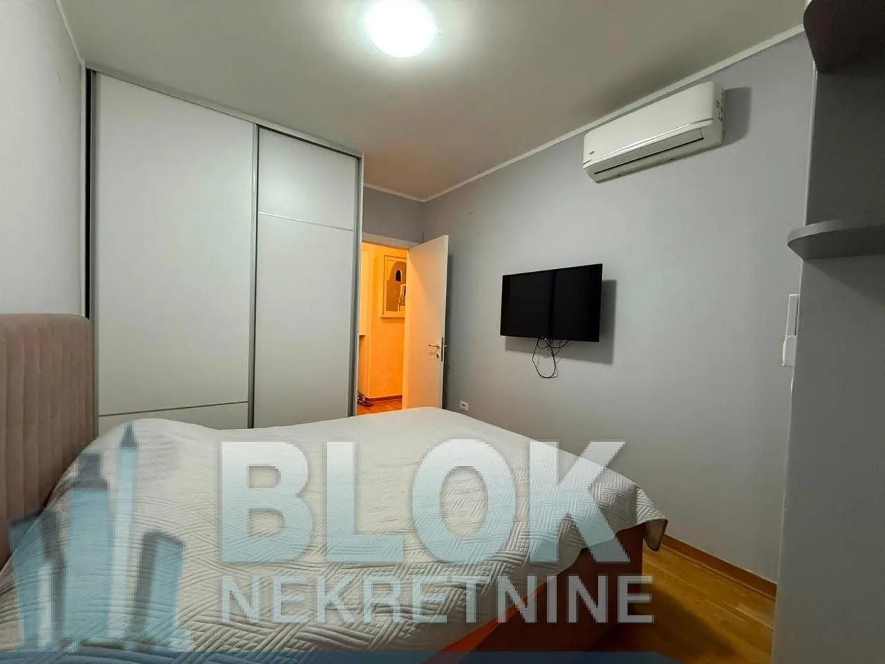 Rent, two bedroom apartment, 65m², City Kej, Podgorica