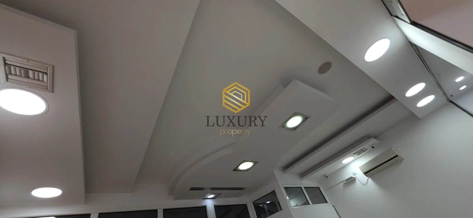 Rent, office space, 35m², Preko Morače, Podgorica
