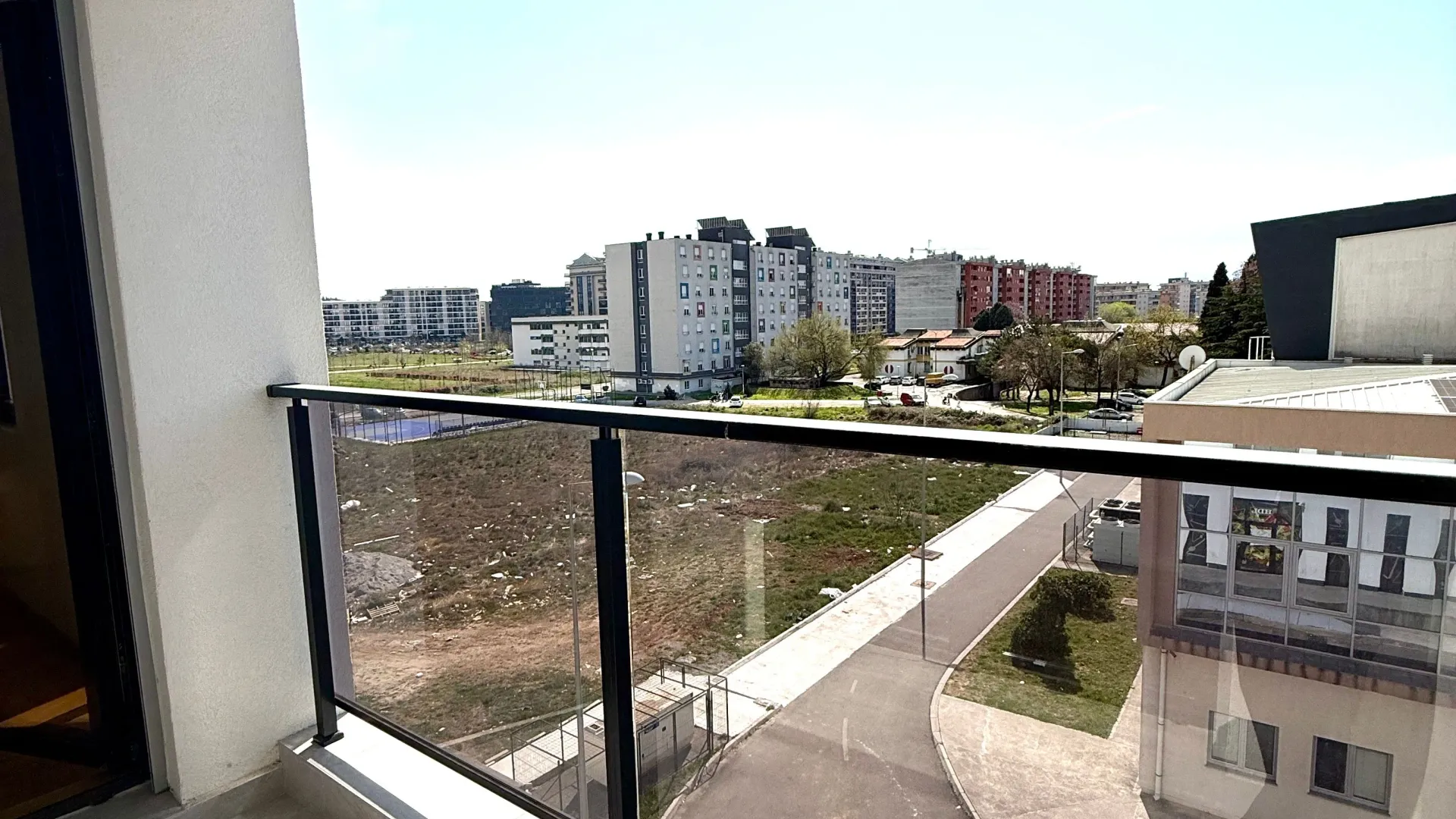 Prodaja, jednosoban stan, 56m², Tološi, Podgorica