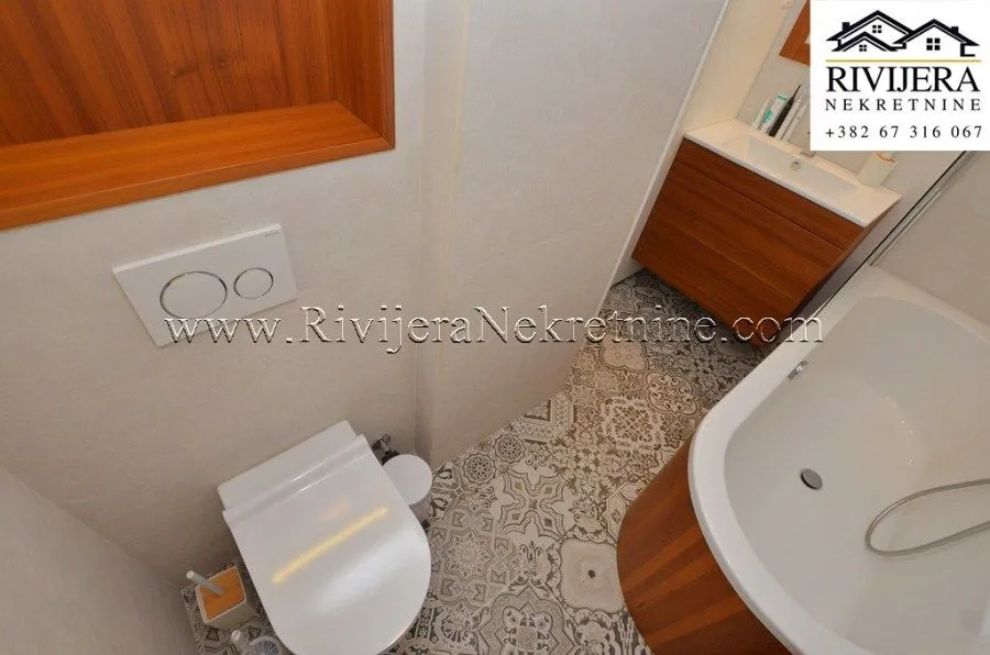 Prodaja, dvosoban stan, 84m², Savina, Herceg Novi