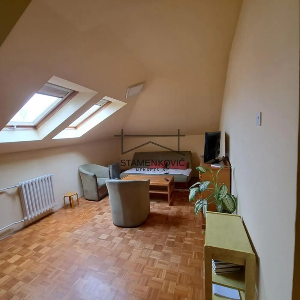 Izdavanje, dvosoban stan, 50m², Novo naselje, Novi Sad