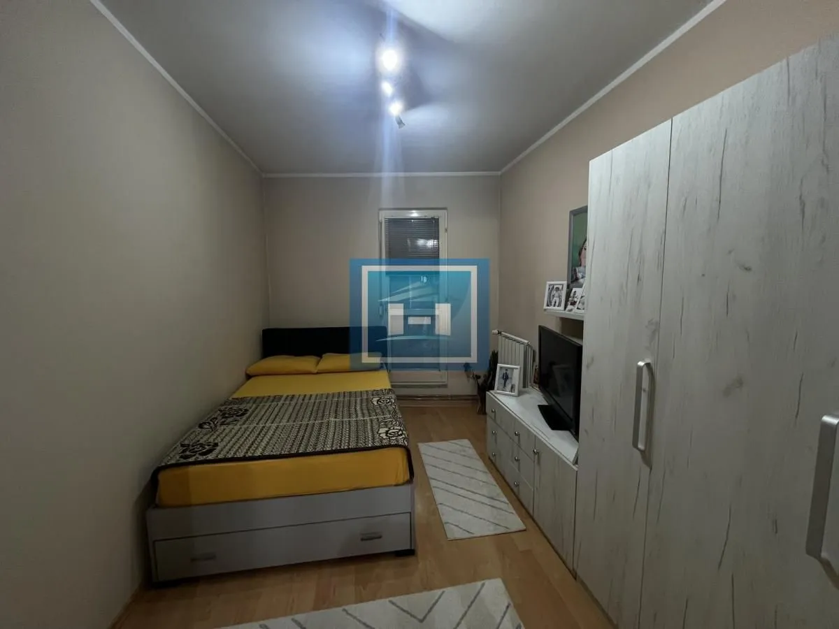 Prodaja, četvorosoban stan, 96m², Centar, Jagodina