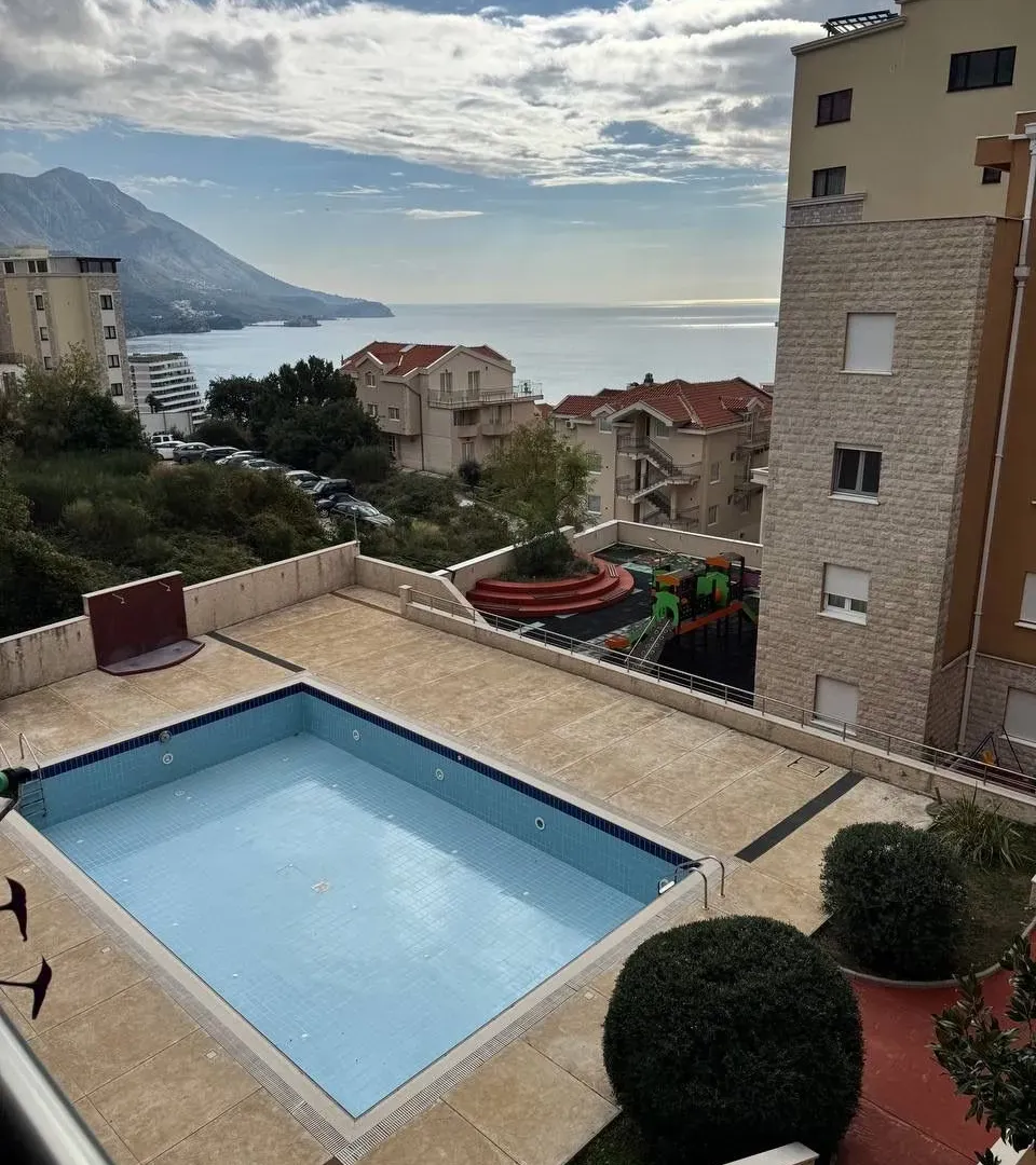 Sale, two bedroom apartment, 68m², Bečići, Budva