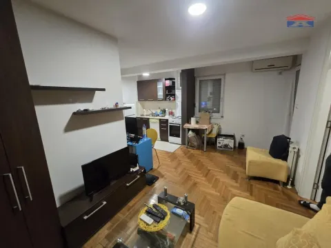 Izdavanje, jednosoban stan, 35m², Socijalno, Novi Sad Sve Podlokacije - image 6