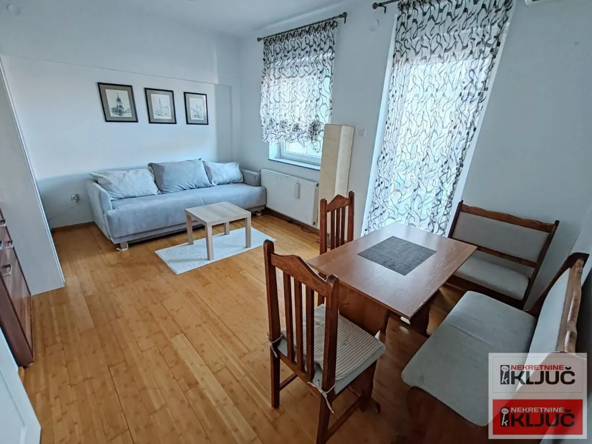 Izdavanje, garsonjera, 23m², Podbara, Novi Sad Sve Podlokacije