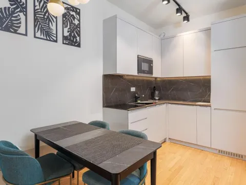 Sale, one bedroom apartment, 44m², Bečići, Budva - image 5