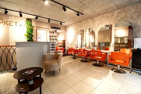 Rent, office space, 120m², Čubura, Beograd - image 4