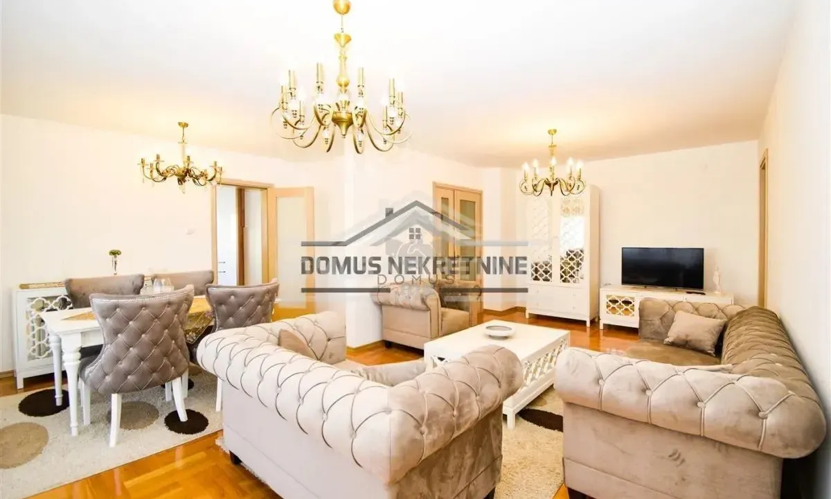 Izdavanje, trosoban stan, 150m², Preko Morače, Podgorica