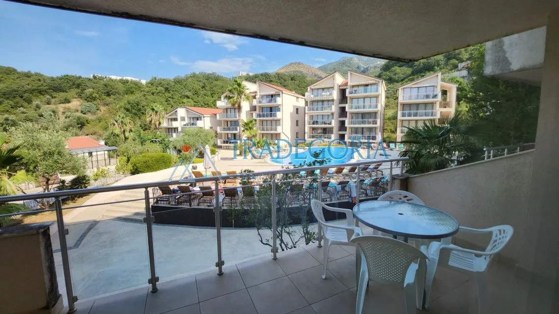 Prodaja, dvosoban stan, 75m², Pržno, Budva