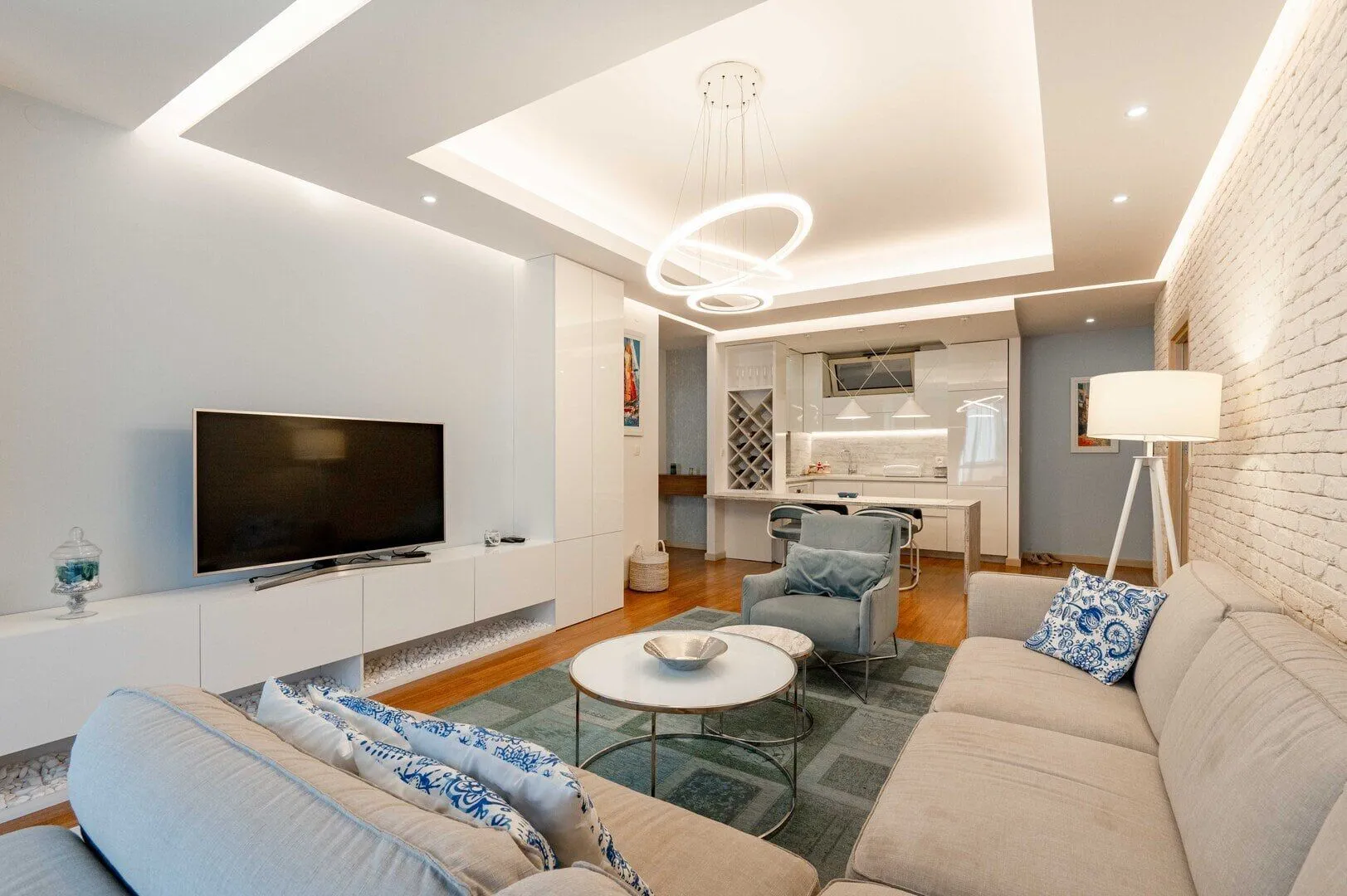 Prodaja, dvosoban stan, 90m², Rozino, Budva