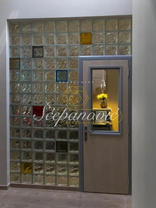 Sale, office space, 416m², Gradić, Petrovaradin